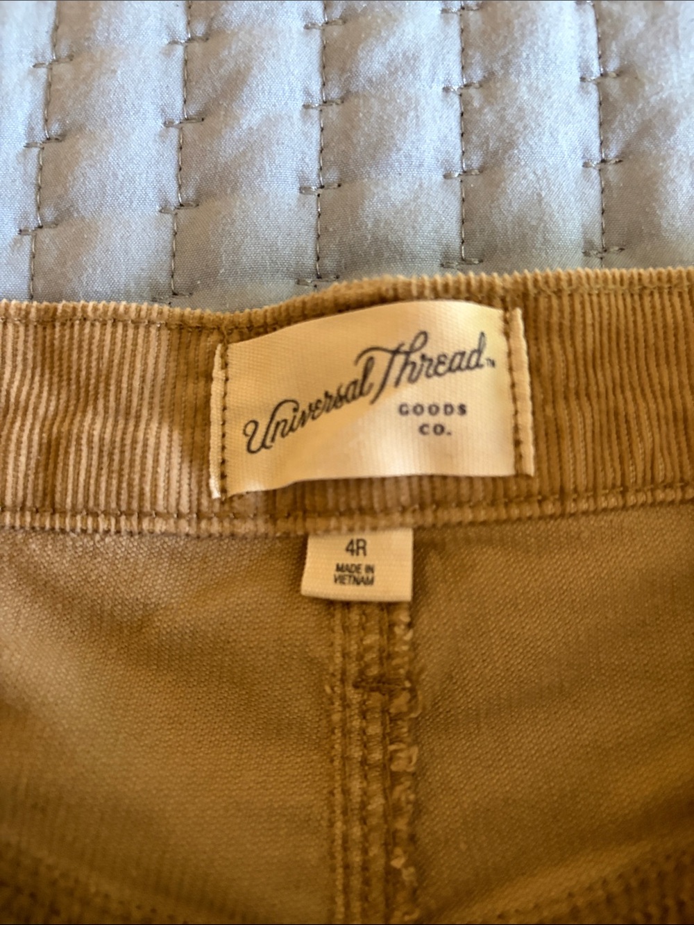 Universal Thread High Rise Barrel Corduroy Jeans - Picture 3 of 10